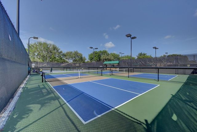 6523 Via Trento, Delray Beach, FL 33446