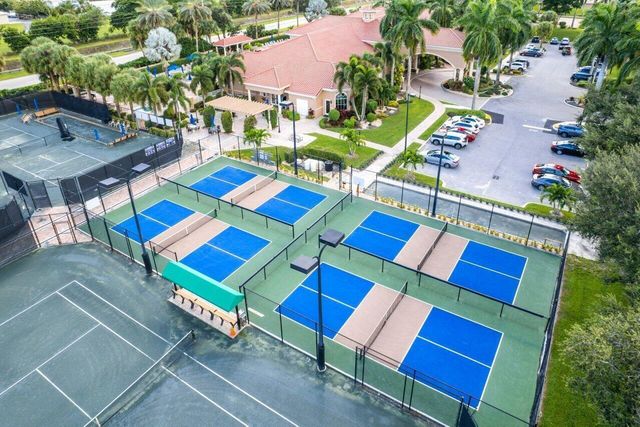 6523 Via Trento, Delray Beach, FL 33446