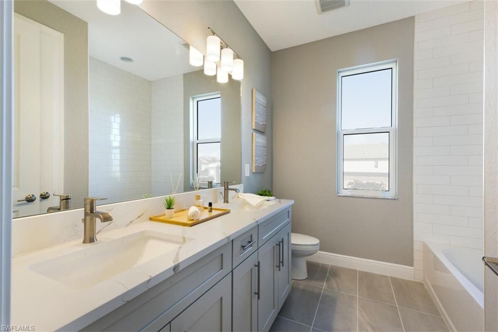 13679 Loredo WAY, PUNTA GORDA, FL 33955 — photo 2