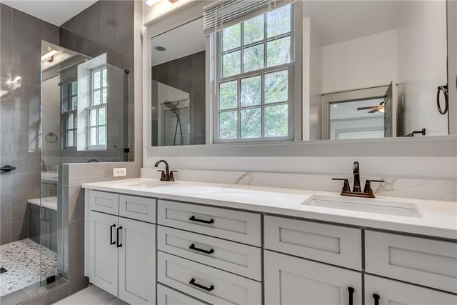 3371 Dogwood Dr 150, Hapeville, GA 30354