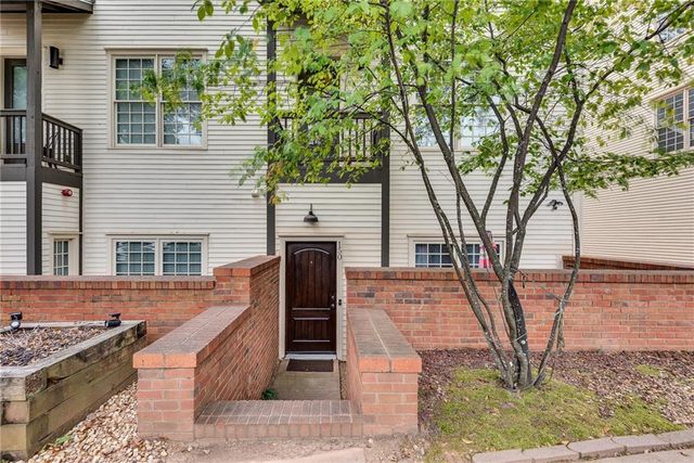 3371 Dogwood Dr 150, Hapeville, GA 30354