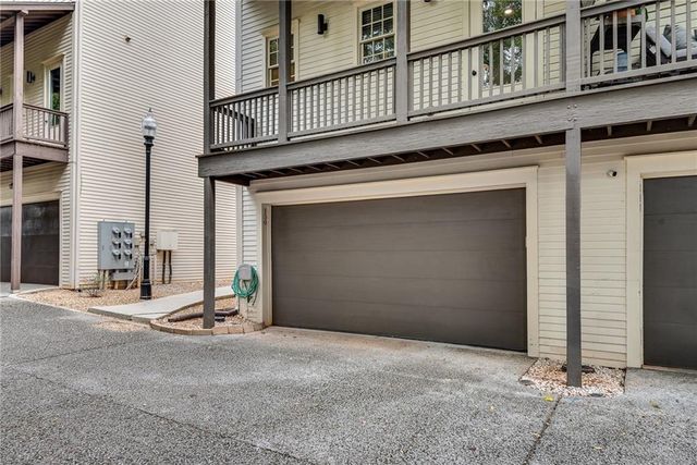 3371 Dogwood Dr 150, Hapeville, GA 30354