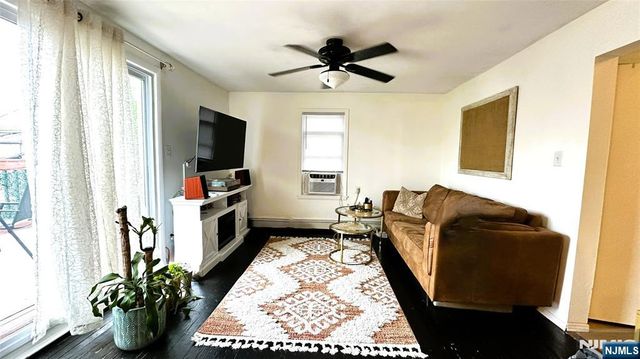 415 Main Street, Ridgefield Park, NJ 07660