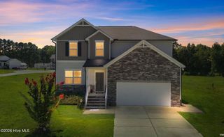 202 Queenstown Drive, Kenly, NC 27542