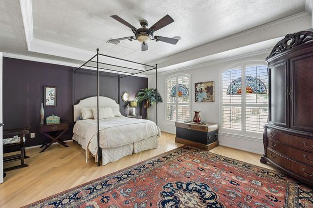 2635 Shady Acres Court A, Houston, TX 77008