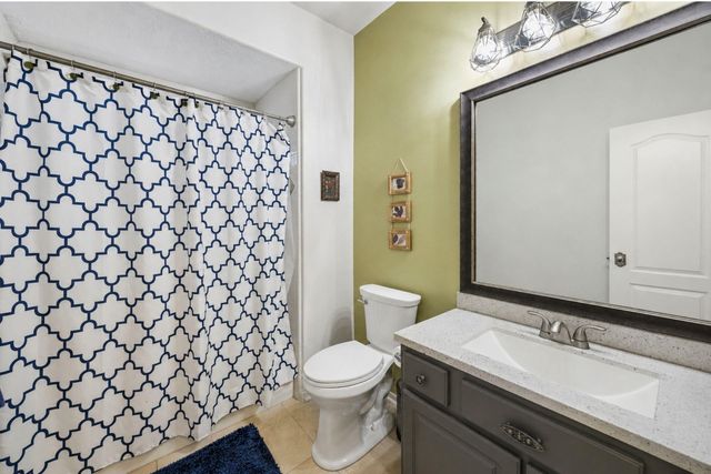2635 Shady Acres Court A, Houston, TX 77008