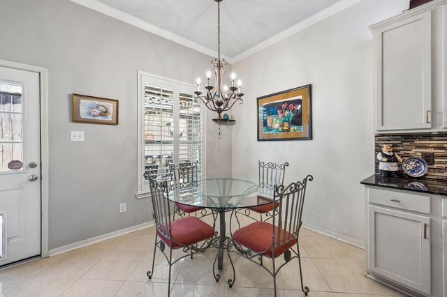 2635 Shady Acres Court A, Houston, TX 77008