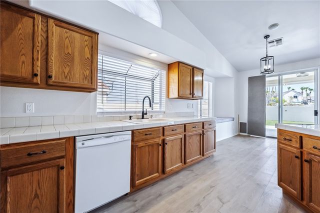 2021 Corwin Road, Bullhead City, AZ 86442