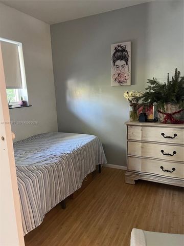 225 SE 16th Ave 8, Fort Lauderdale, FL 33301