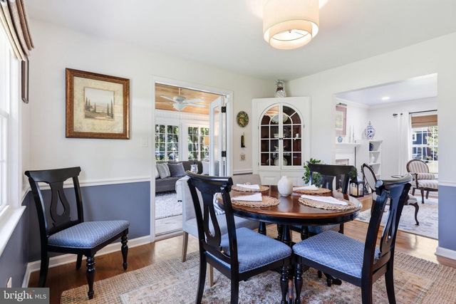 7711 HAYFIELD RD, Alexandria, VA 22315