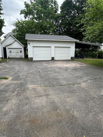 8 Delevan Street, Auburn, NY 13021