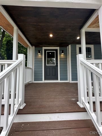 8 Delevan Street, Auburn, NY 13021