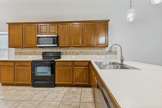 4034 Heavenly Way, Heartland, TX 75126