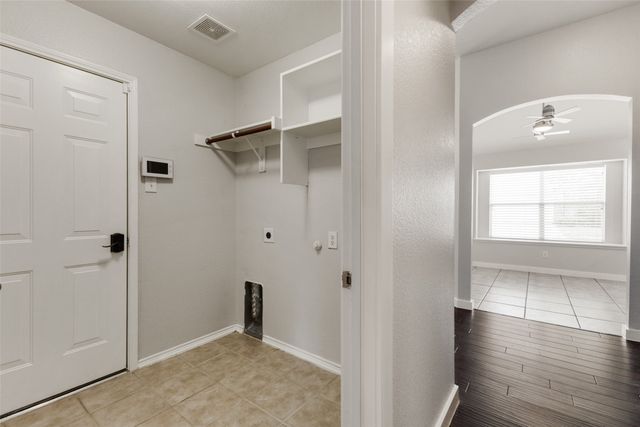 4034 Heavenly Way, Heartland, TX 75126