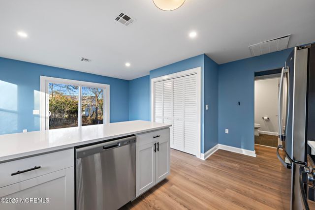 86 San Carlos Street, Toms River, NJ 08757