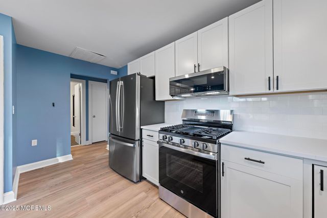 86 San Carlos Street, Toms River, NJ 08757