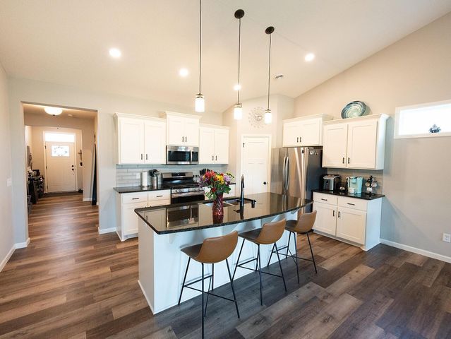 8756 151st Avenue NW, Ramsey, MN 55303