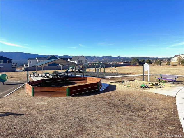 1231 Villa Grove, Monument, CO 80132