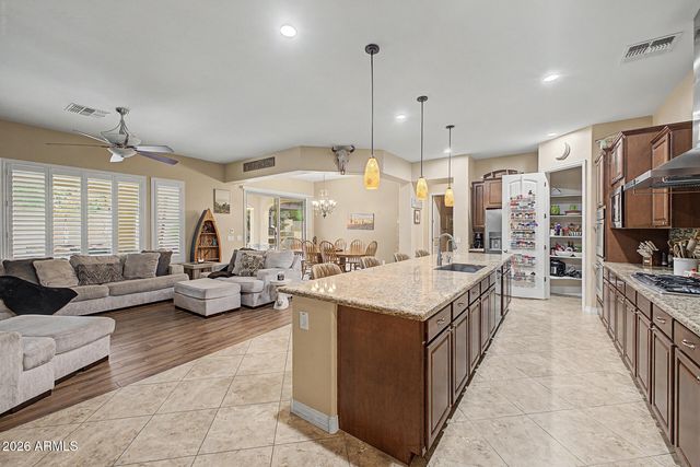 7282 W ROWEL Road, Peoria, AZ 85383