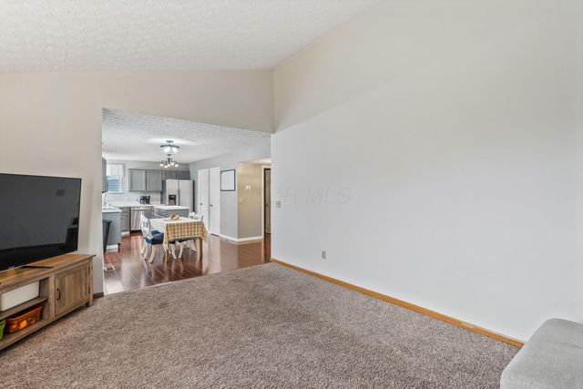 382 Moss Court, Marysville, OH 43040