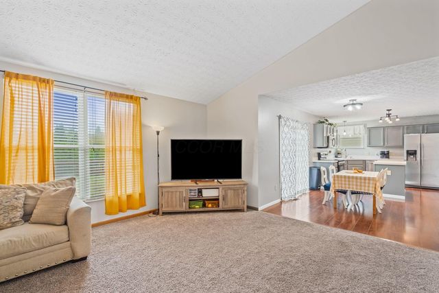 382 Moss Court, Marysville, OH 43040