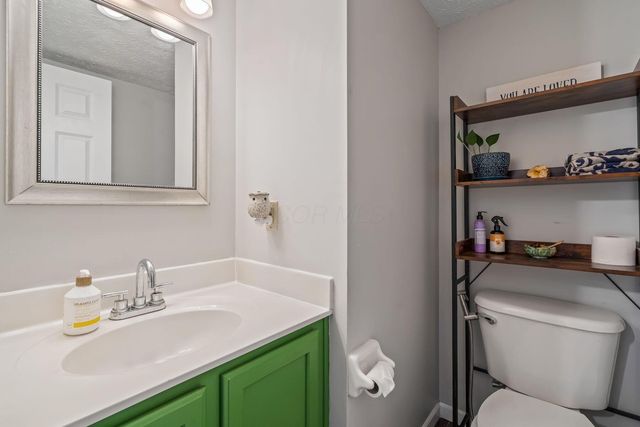 382 Moss Court, Marysville, OH 43040