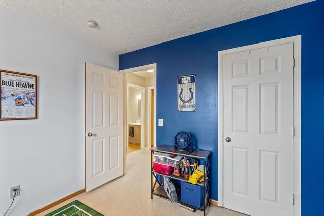 382 Moss Court, Marysville, OH 43040