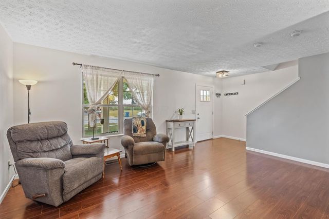 382 Moss Court, Marysville, OH 43040