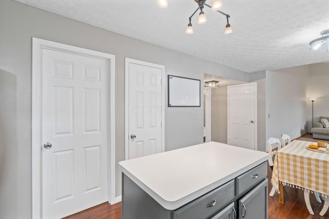 382 Moss Court, Marysville, OH 43040