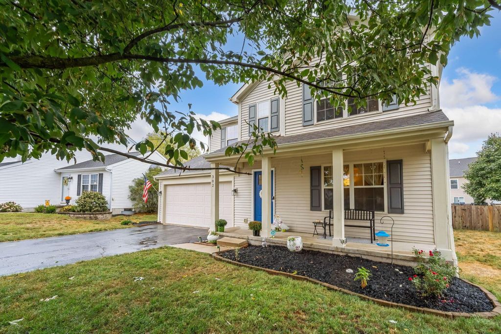 382 Moss Court, Marysville, OH 43040