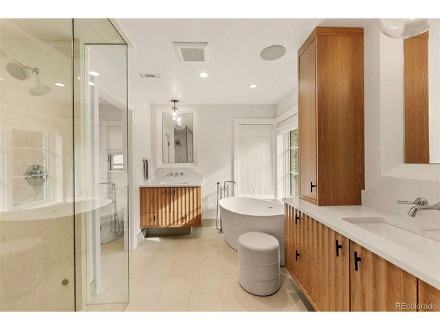 5360 S Logan Dr, Greenwood Village, CO 80121