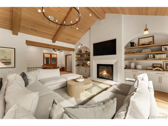 5360 S Logan Dr, Greenwood Village, CO 80121