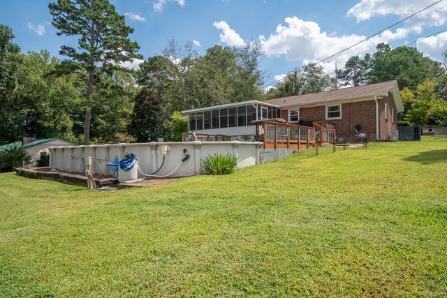 12 Horseshoe Bend Road, Leoma, TN 38468