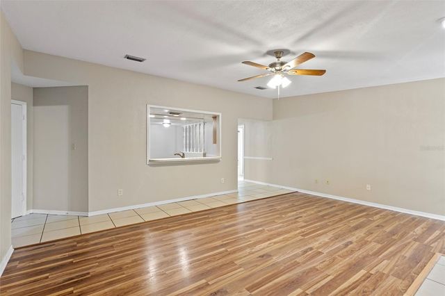 525 GARDEN HEIGHTS DR, Winter Garden, FL 34787