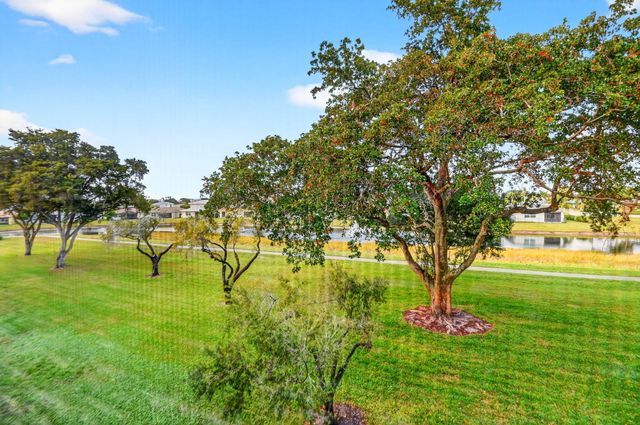 14723 Cumberland Drive 308, Delray Beach, FL 33446