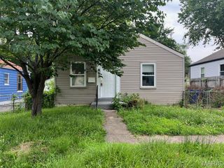 853 Nassau Drive, St Louis, MO 63147