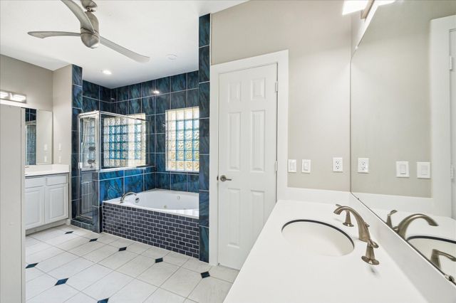 13415 Binnacle Way, Galveston, TX 77554