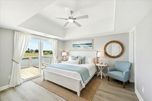 13415 Binnacle Way, Galveston, TX 77554