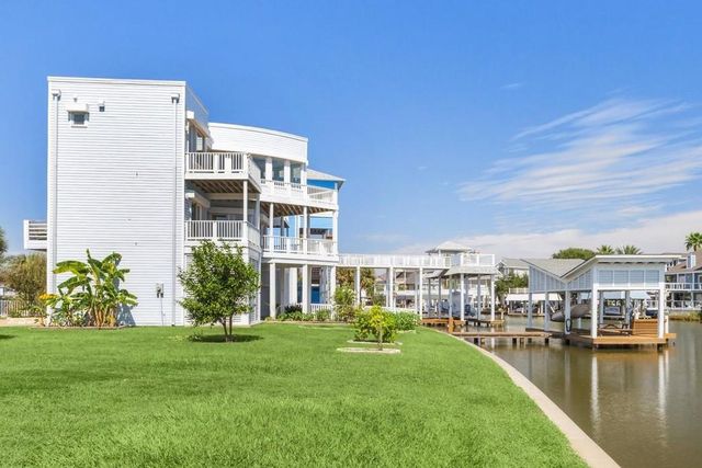 13415 Binnacle Way, Galveston, TX 77554
