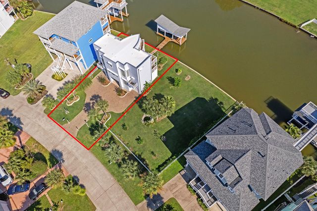 13415 Binnacle Way, Galveston, TX 77554