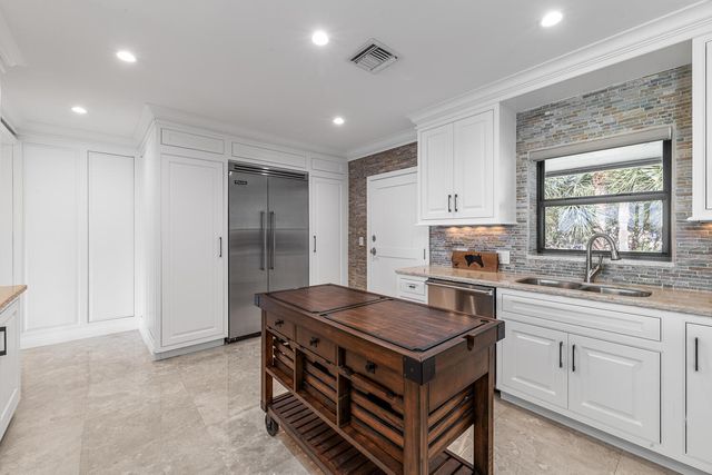 2785 Polo Island Drive J301 Penthouse, Wellington, FL 33414