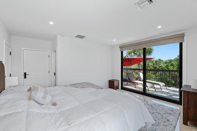 2785 Polo Island Drive J301 Penthouse, Wellington, FL 33414