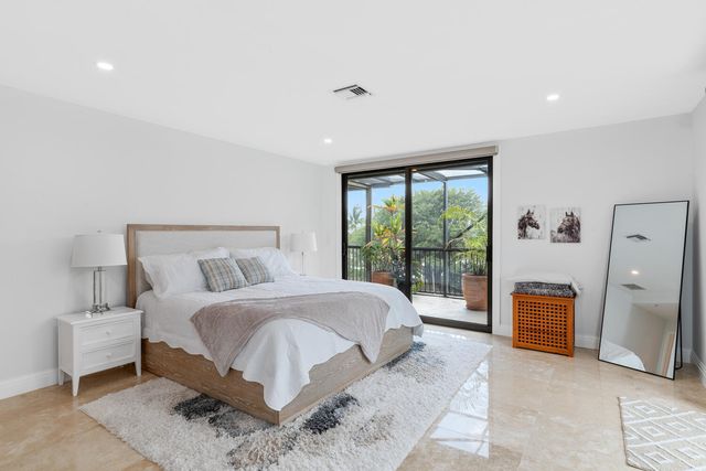 2785 Polo Island Drive J301 Penthouse, Wellington, FL 33414