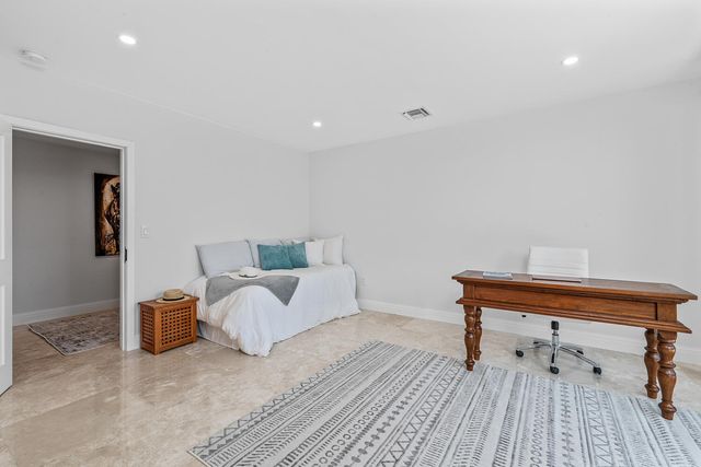 2785 Polo Island Drive J301 Penthouse, Wellington, FL 33414