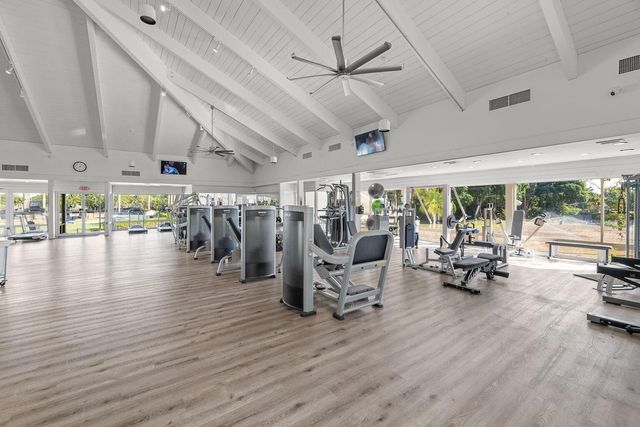 2785 Polo Island Drive J301 Penthouse, Wellington, FL 33414