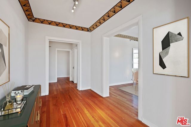 1314 N HAYWORTH Avenue 403, West Hollywood, CA 90046