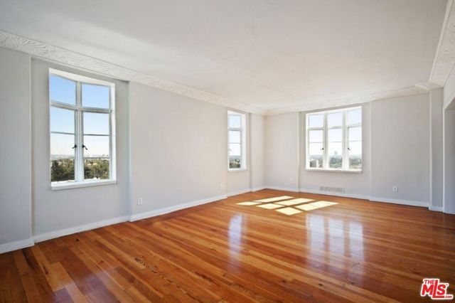 1314 N HAYWORTH Avenue 403, West Hollywood, CA 90046