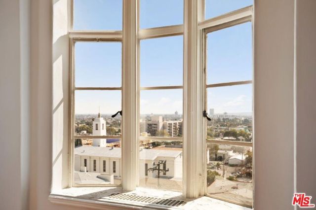 1314 N HAYWORTH Avenue 403, West Hollywood, CA 90046