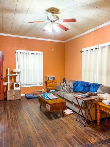 200 S 3rd Street, Wortham, TX 76693