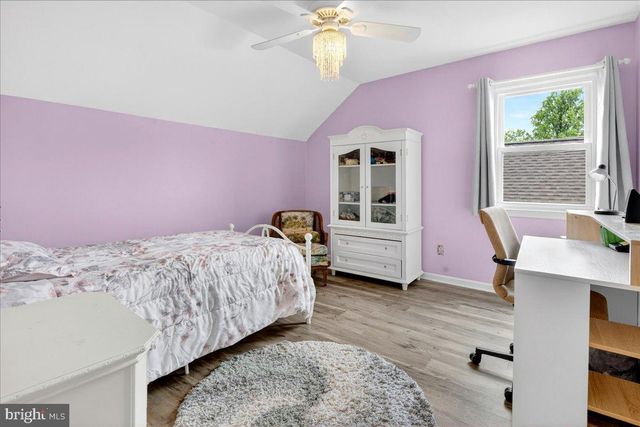 9 PADDOCK, Lawrenceville, NJ 08648